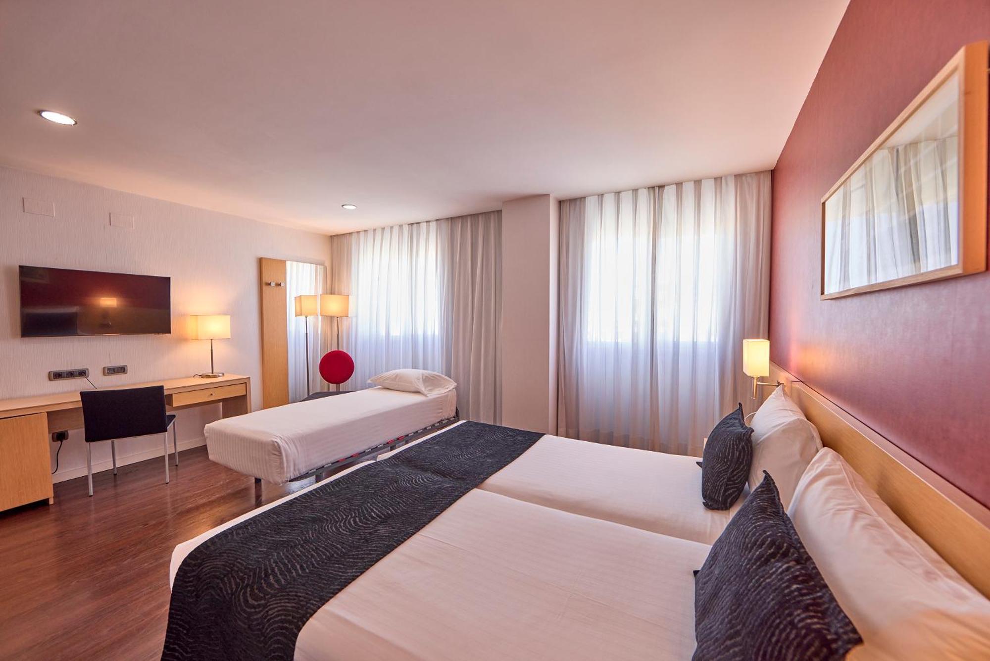 Готель Civis Luz Castellon 4*S Кастельйон-де-ла-Плана Екстер'єр фото