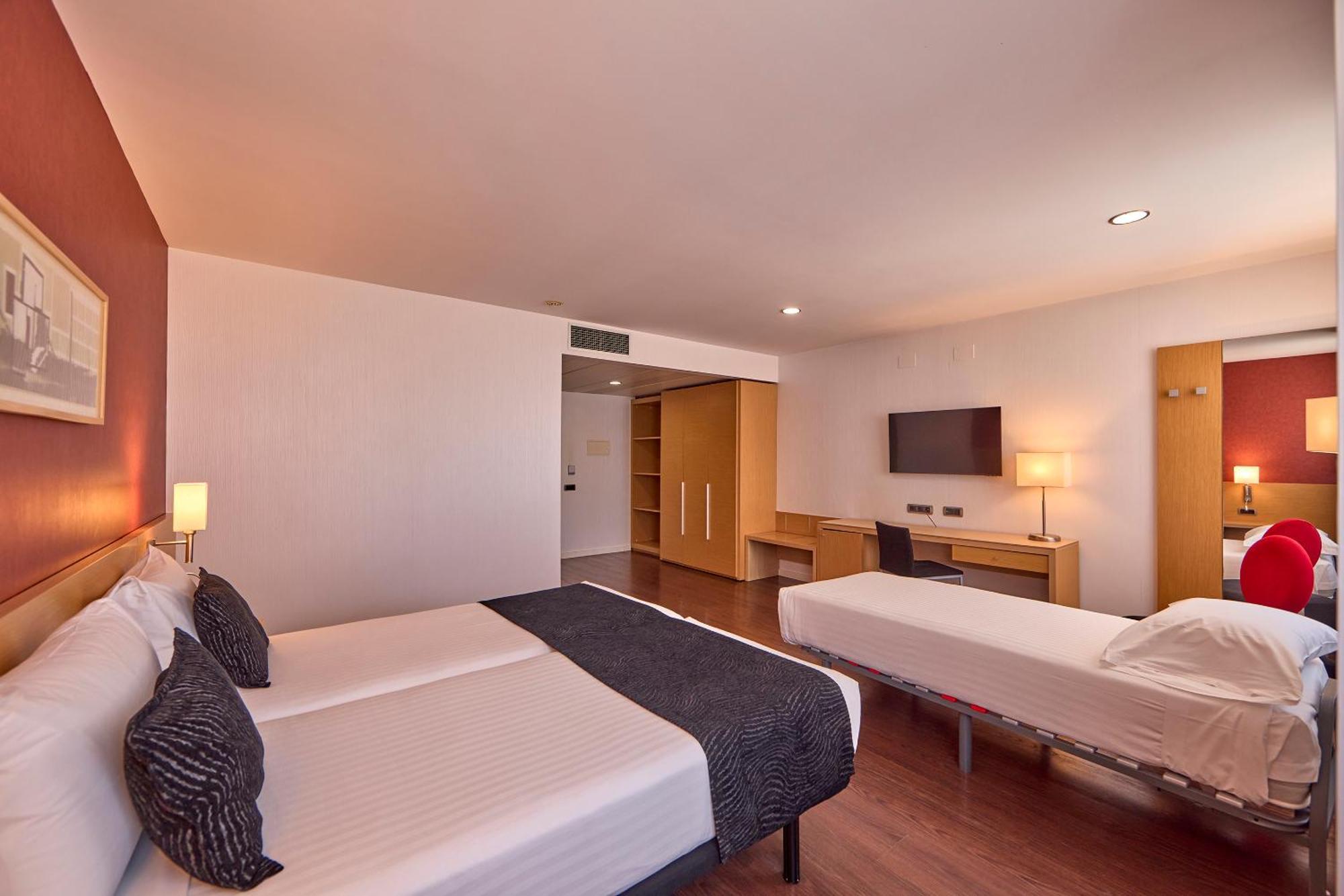 Готель Civis Luz Castellon 4*S Кастельйон-де-ла-Плана Екстер'єр фото